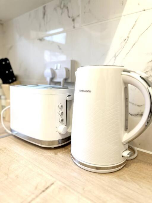 Quirky 3 Bedroom Flat In Shoreditch London Eksteriør bilde