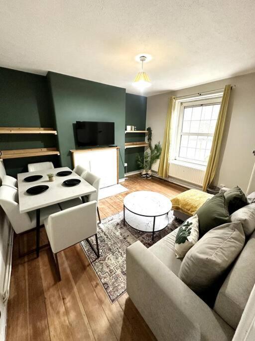 Quirky 3 Bedroom Flat In Shoreditch London Eksteriør bilde